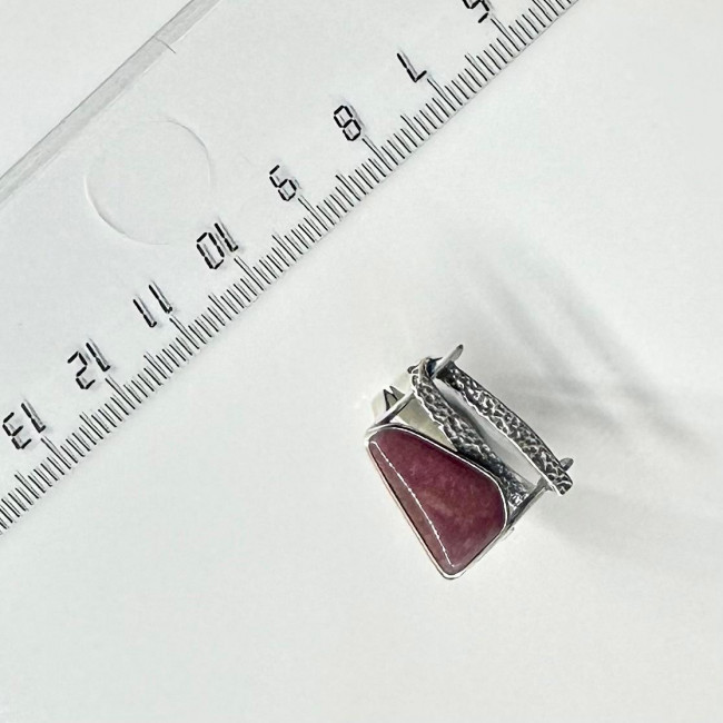 Кольцо к10008 (5.41 г), серебро, розовый, родонит купить в интернет-магазине Циркон С