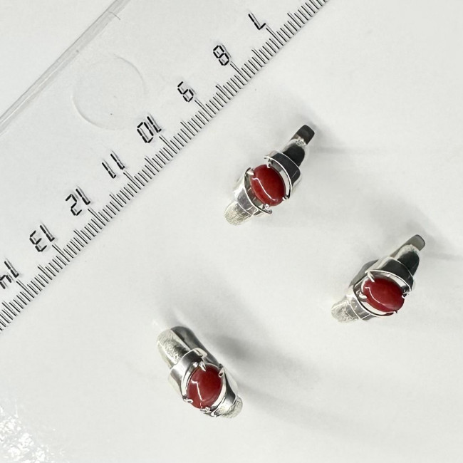 Серьги с10011 (5.72 г), серебро, красный, коралл купить в интернет-магазине Циркон С