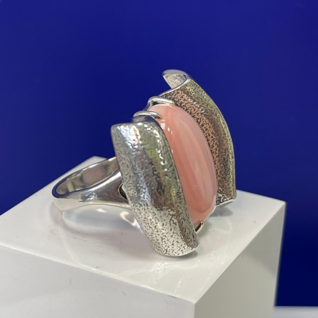 Серьги с10019 (16.00 г), серебро, розовый, коралл купить в интернет-магазине Циркон С