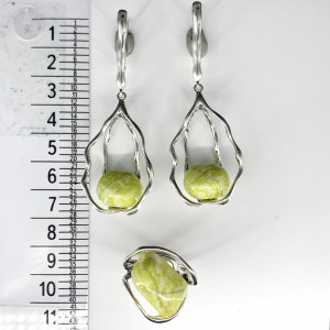 Серьги с10025 (19.98 г), серебро,  Зелено-желтый Лизардит купить в интернет-магазине Циркон С