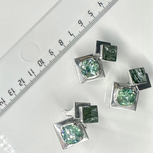 Серьги с10044 (26.04 г), серебро, зеленый, клинохлор, фианит купить в интернет-магазине Циркон С