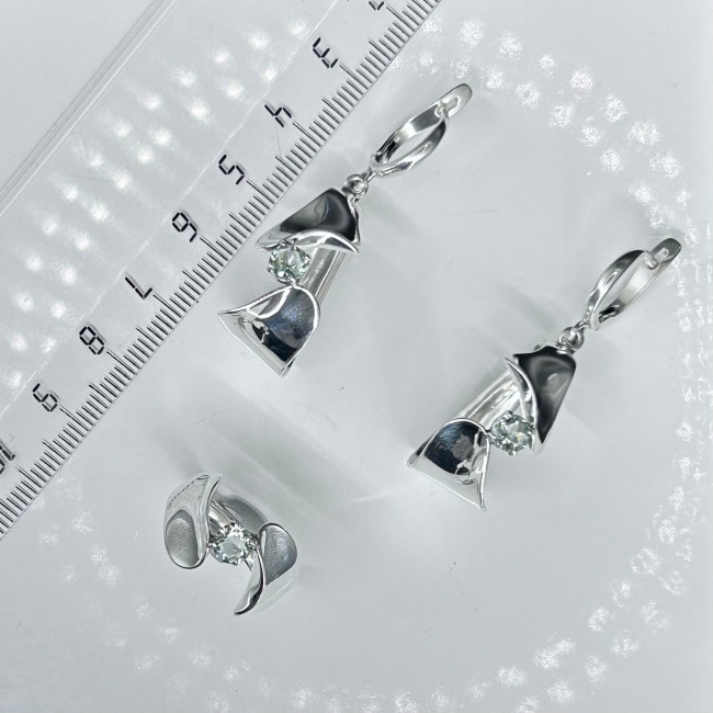 Серьги с10066 (12.01 г), серебро, зеленый, празиолит купить в интернет-магазине Циркон С