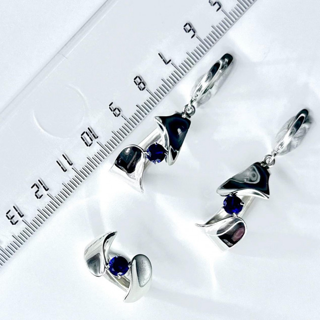 Кольцо к10066 (3.49 г), серебро, синий, сапфир синт. купить в интернет-магазине Циркон С