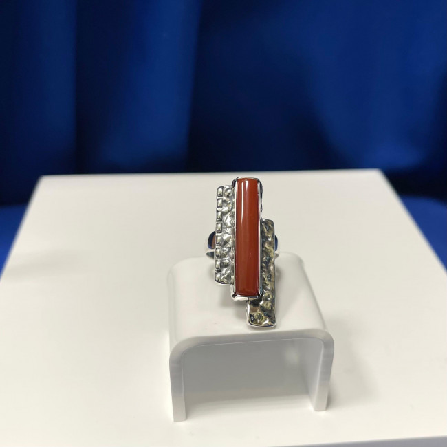 Кольцо к10075 (10.10 г), серебро, коричневый, сердолик купить в интернет-магазине Циркон С