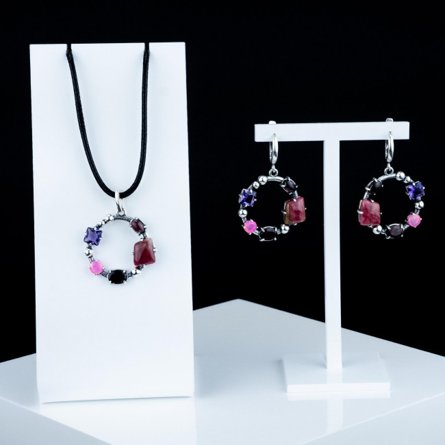 Серьги с10077 (11.80 г), серебро, фиолетовый, красный, розовый, бордовый, аметист, гранат, опал, родолит, родонит купить в интернет-магазине Циркон С