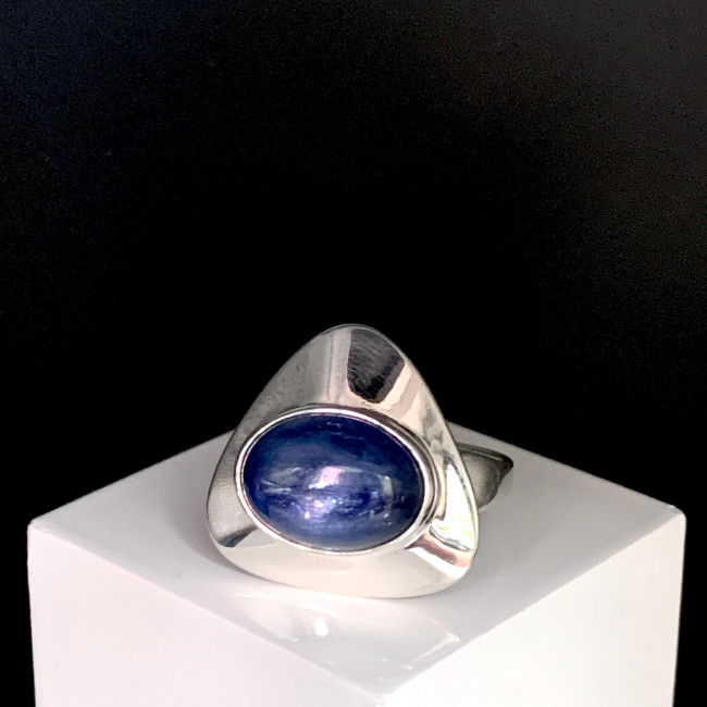 Кольцо к10083 (6.91 г), серебро, синий, кианит купить в интернет-магазине Циркон С