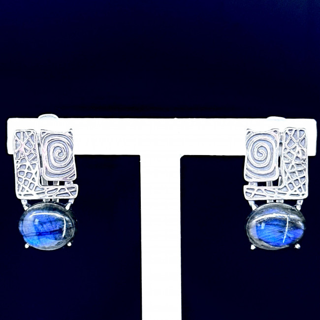 Серебряные серьги Циркон с10084, голубой, лабрадор Серьги с10084 (8.78 г), серебро, голубой, лабрадор купить в интернет-магазине Циркон С