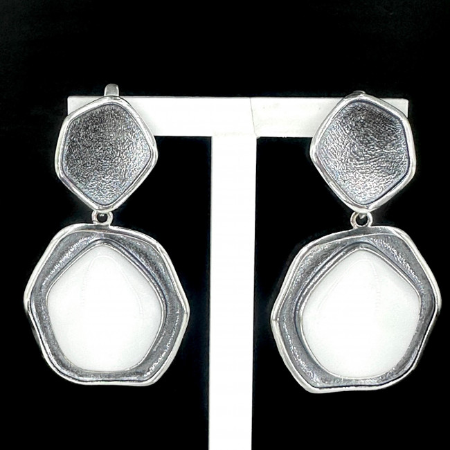 Серьги с10092 (25.70 г), серебро, белый, кахолонг (имит) купить в интернет-магазине Циркон С