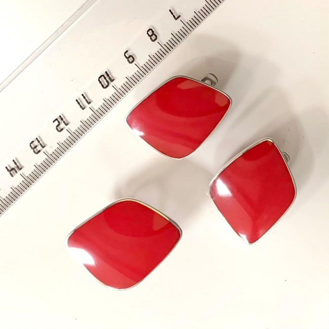 Серьги с10106 (13.29 г), серебро, красный, коралл (имит) купить в интернет-магазине Циркон С