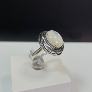 Кольцо к10109 (4.62 г), серебро,  Белый Перламутр купить в интернет-магазине Циркон С