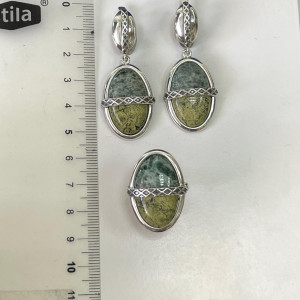 Серьги с10114 (15.97 г), серебро,  Зелено-серый, Салатово-черный Жадеит, Змеевик купить в интернет-магазине Циркон С