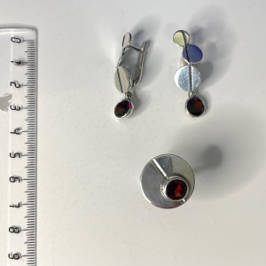 Серьги с10120 (7.52 г), серебро,  Красный Гранат купить в интернет-магазине Циркон С