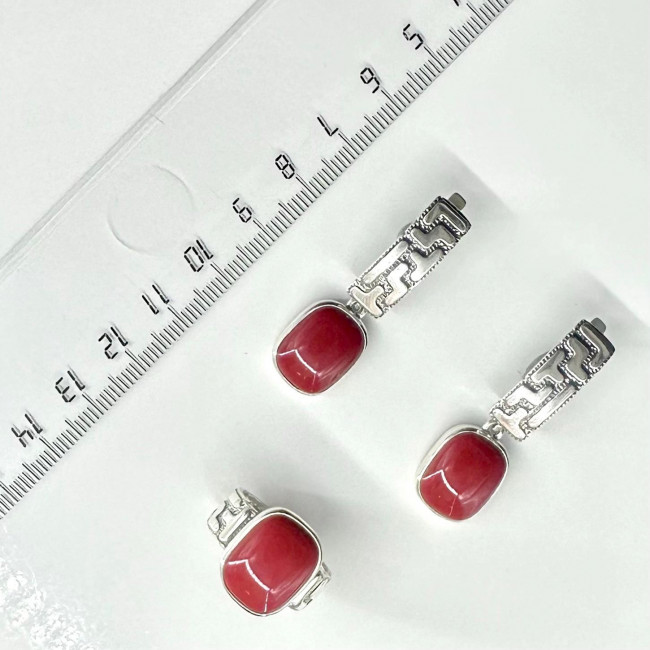 Серьги с10126 (10.53 г), серебро, красный, коралл (имит) купить в интернет-магазине Циркон С