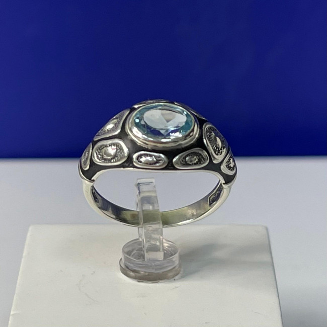 Кольцо к10130 (4.75 г), серебро, голубой, топаз скай купить в интернет-магазине Циркон С