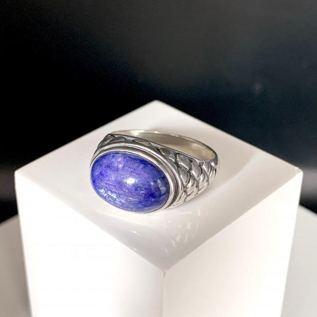 Серебряное кольцо Циркон к10140, синий, кианит Кольцо к10140 (5.12 г), серебро, синий, кианит купить в интернет-магазине Циркон С