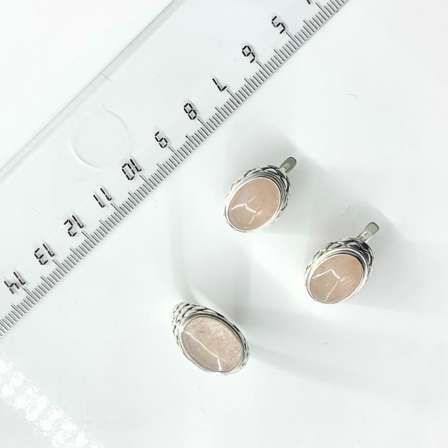 Серебряное кольцо Циркон к10140, бледно-розовый, кварцит Кольцо к10140 (4.44 г), серебро, бледно-розовый, кварцит купить в интернет-магазине Циркон С