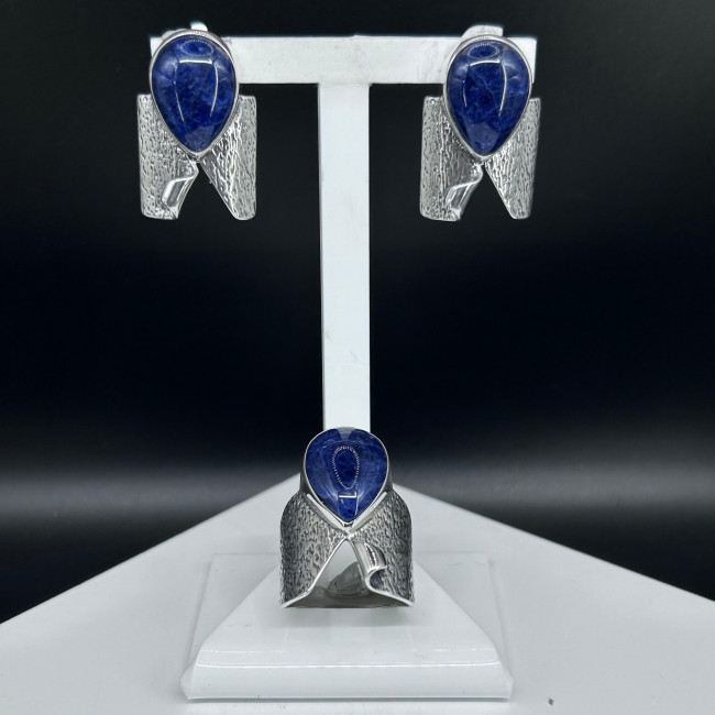 Серьги с10164 (11.01 г), серебро, синий, содалит купить в интернет-магазине Циркон С