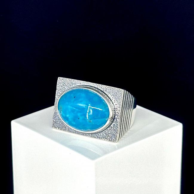Серебряное кольцо Циркон к10178, голубой, бирюза Кольцо к10178 (8.01 г), серебро, голубой, бирюза купить в интернет-магазине Циркон С
