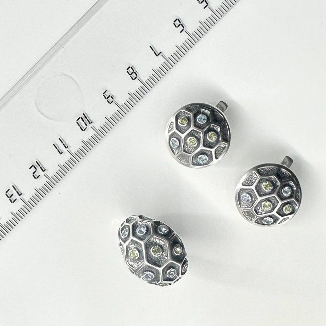 Серьги с10180 (6.79 г), серебро, голубой, зелено-желтый, топаз скай, хризолит купить в интернет-магазине Циркон С
