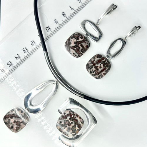 Серьги с10191 (13.82 г), серебро,  Серо-розовый Яшма купить в интернет-магазине Циркон С