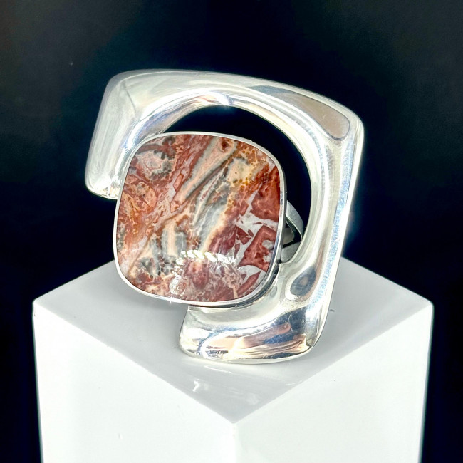 Серебряное кольцо Циркон к10191, серо-розовый, яшма Кольцо к10191 (11.74 г), серебро, серо-розовый, яшма купить в интернет-магазине Циркон С