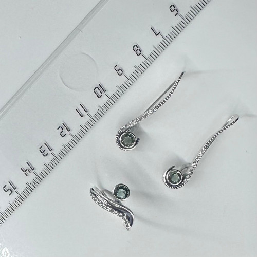 Серьги с10205 (3.83 г), серебро,  Зеленый, Белый Празиолит, Топаз купить в интернет-магазине Циркон С