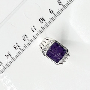 Кольцо с топазом в серебре к10235