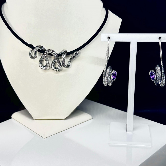 Серьги с10288 (11.10 г), серебро, фиолетовый, аметист купить в интернет-магазине Циркон С