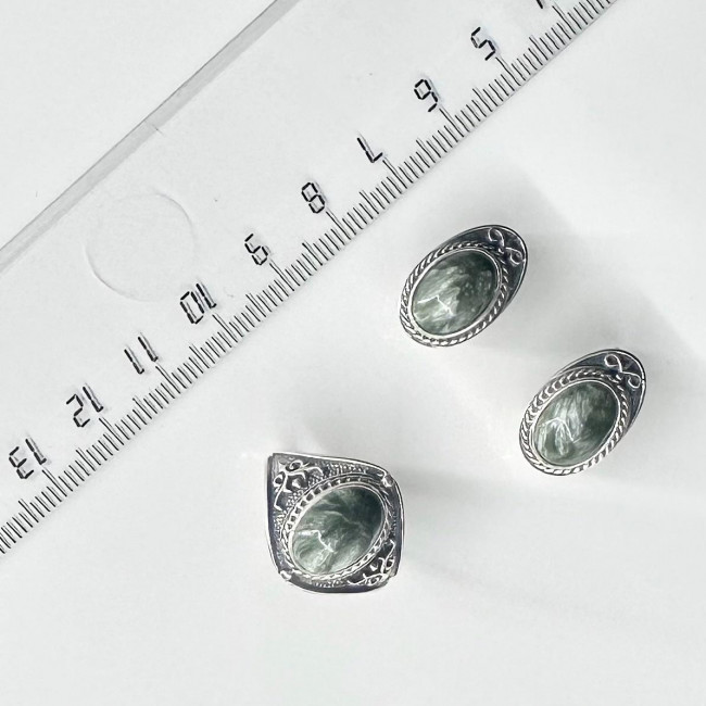 Кольцо к123 (4.73 г), серебро, зеленый, клинохлор купить в интернет-магазине Циркон С