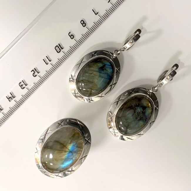 Серьги с1300 (28.18 г), серебро, зеленый, лабрадор купить в интернет-магазине Циркон С