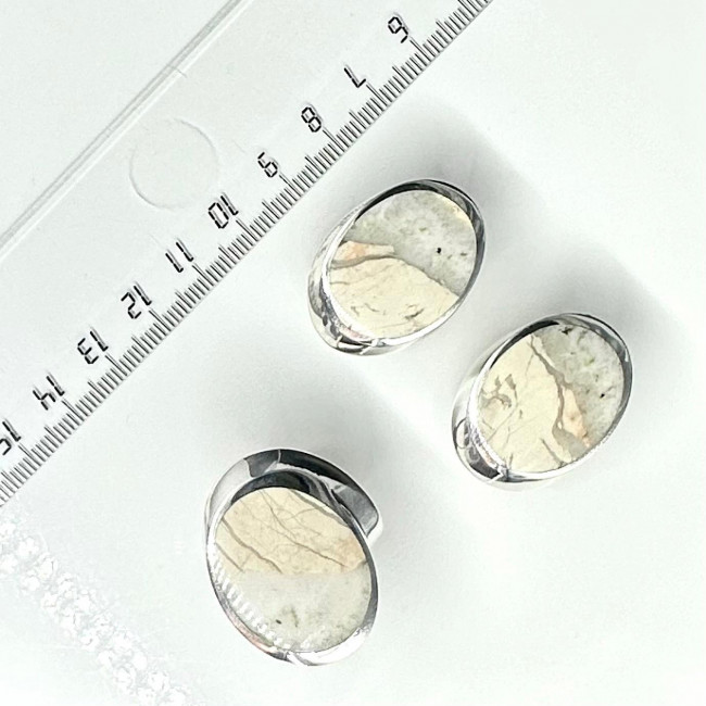 Серебряное кольцо Циркон к1316, бежевый, яшма Кольцо к1316 (8.88 г), серебро, бежевый, яшма купить в интернет-магазине Циркон С