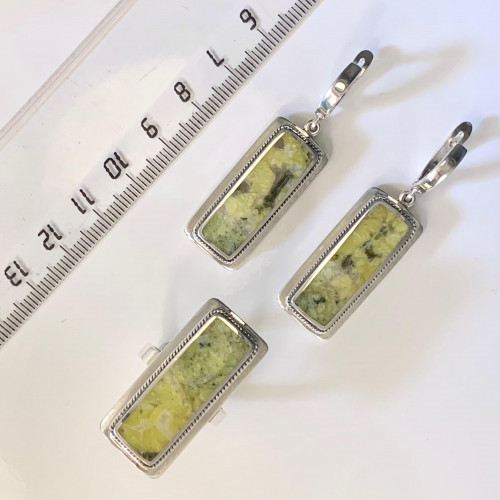 Серьги с1324 (15.70 г), серебро,  Зелено-желтый Лизардит купить в интернет-магазине Циркон С