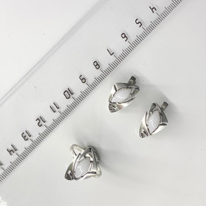 Серьги с1419 (4.74 г), серебро,  Белый Кахолонг (Имит) купить в интернет-магазине Циркон С