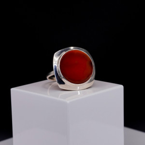 Кольцо к1560 (6.42 г), серебро,  Коричневый Сердолик купить в интернет-магазине Циркон С