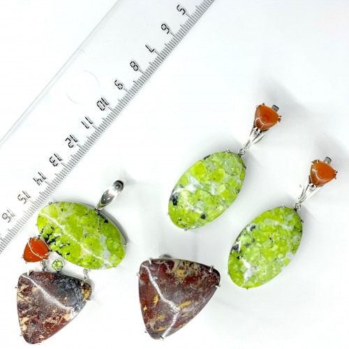 Серьги с1641 (22.91 г), серебро,  Зелено-желтый, Коричневый Лизардит, Сердолик купить в интернет-магазине Циркон С