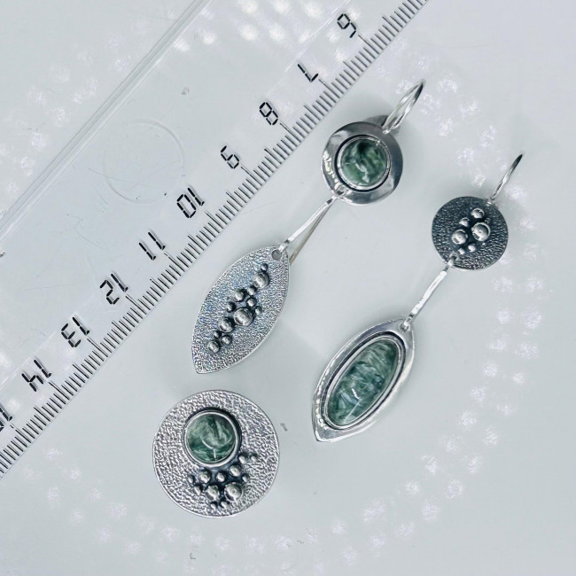 Серьги с1736 (10.67 г), серебро, зеленый, клинохлор купить в интернет-магазине Циркон С