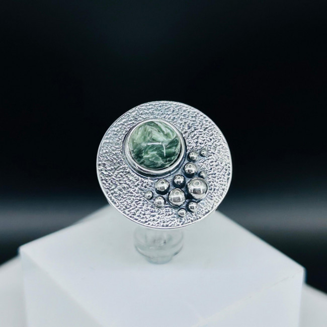 Кольцо к1736 (6.61 г), серебро, зеленый, клинохлор купить в интернет-магазине Циркон С