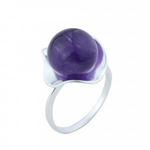 Серебряное кольцо с аметистом к1740