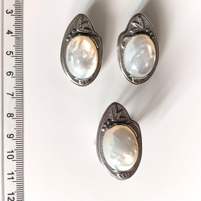 Серьги с1805 (16.65 г), серебро, белый, перламутр купить в интернет-магазине Циркон С