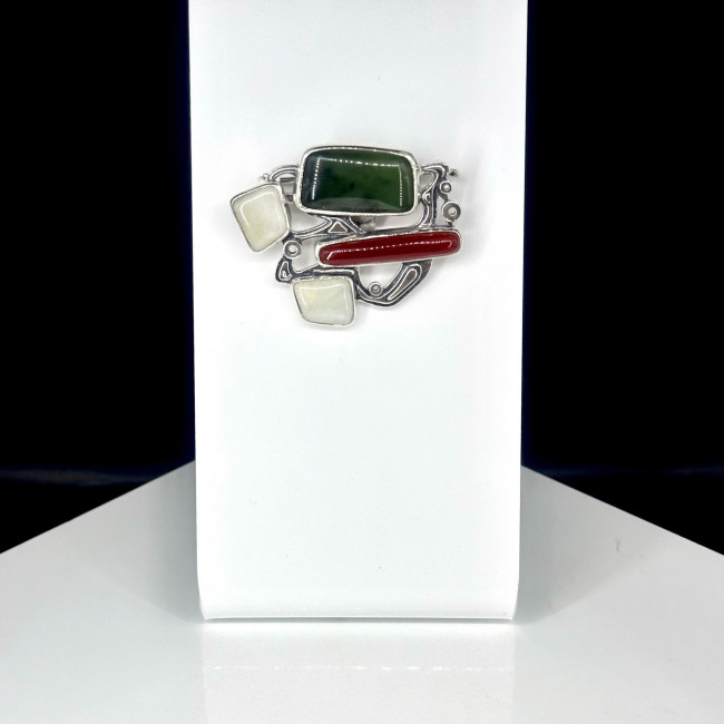 Брошь бш1875 (10.80 г), серебро, зеленый, светло-зеленый, коричневый, нефрит, халцедон купить в интернет-магазине Циркон С