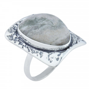 Серебряное кольцо с агатом к1899