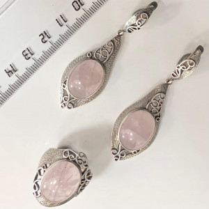 Серебряные серьги с розовым кварцем с1915