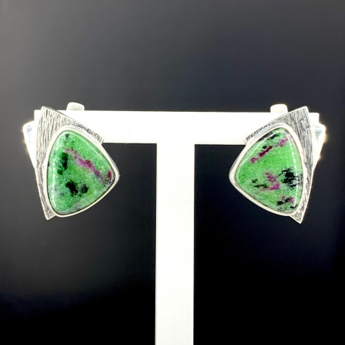 Серьги с1916 (10.67 г), серебро,  Зелено-бордовый Рубин в цоизите купить в интернет-магазине Циркон С