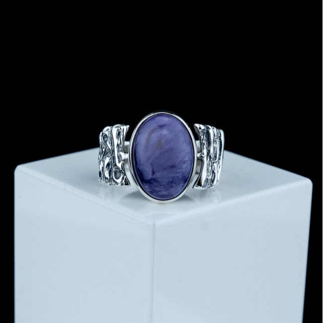 Серебряное кольцо Циркон к1922, фиолетовый, чароит Кольцо к1922 (6.29 г), серебро, фиолетовый, чароит купить в интернет-магазине Циркон С
