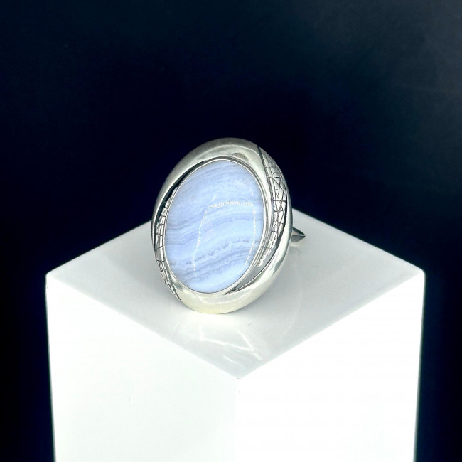 Серебряное кольцо Циркон к1923, голубой, агат Кольцо к1923 (5.22 г), серебро, голубой, агат купить в интернет-магазине Циркон С