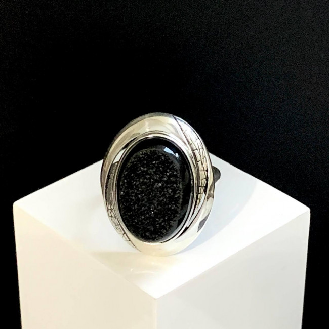 Серебряное кольцо Циркон к1923, серый, агат друза Кольцо к1923 (6.68 г), серебро, серый, агат друза купить в интернет-магазине Циркон С