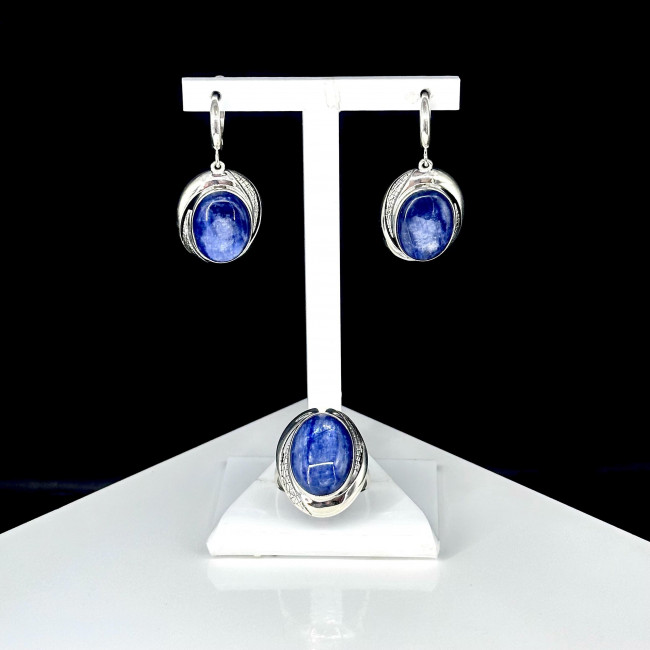 Серебряное кольцо Циркон к1923, синий, кианит Кольцо к1923 (6.91 г), серебро, синий, кианит купить в интернет-магазине Циркон С