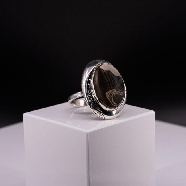 Серебряное кольцо Циркон к1923, коричневый, раухтопаз Кольцо к1923 (5.94 г), серебро, коричневый, раухтопаз купить в интернет-магазине Циркон С