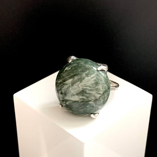Кольцо к1932 (7.41 г), серебро,  Зеленый Клинохлор купить в интернет-магазине Циркон С