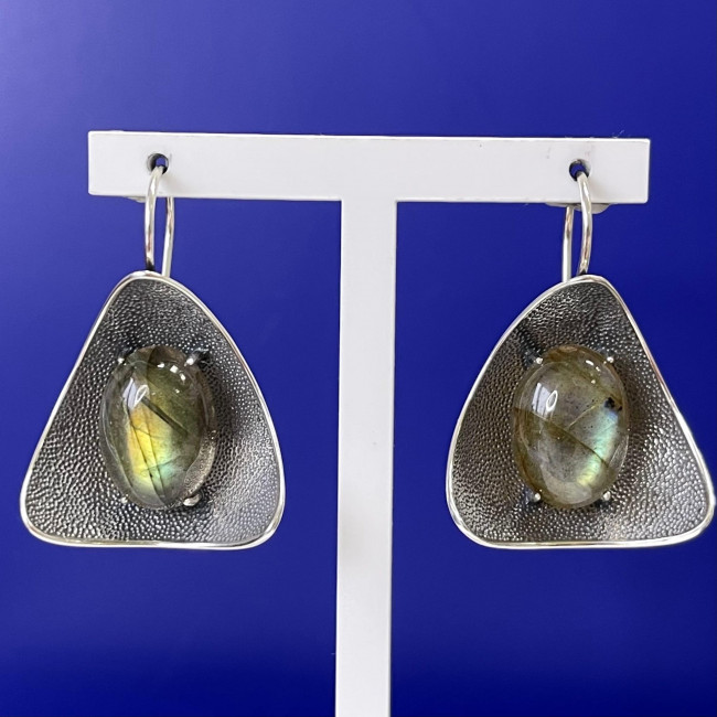 Серьги с1937 (14.73 г), серебро, зеленый, лабрадор купить в интернет-магазине Циркон С